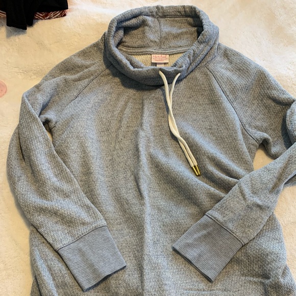 Cowl neck maternity sweatshirt - Picture 1 of 1